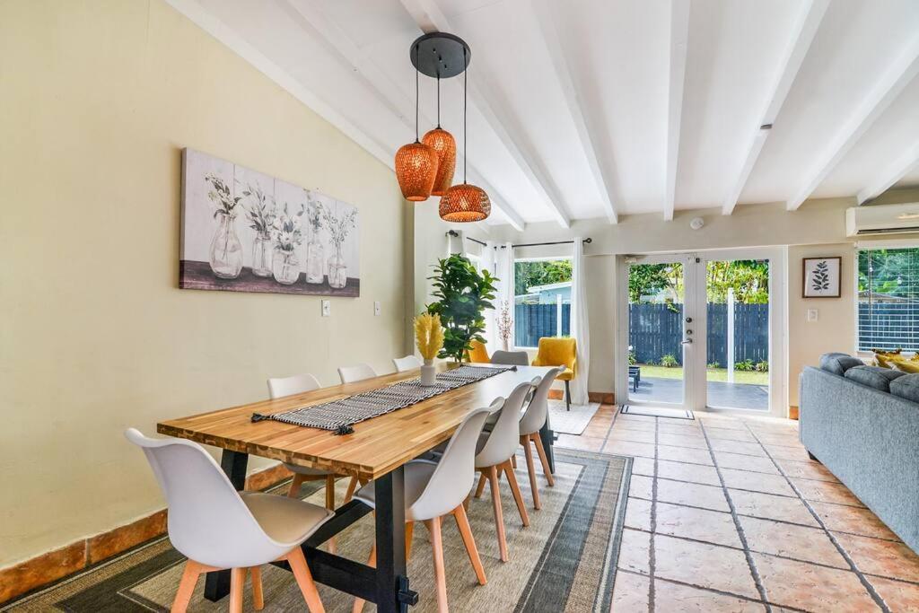 Сasa de vacaciones Zen House W/pool+backyard+nature *