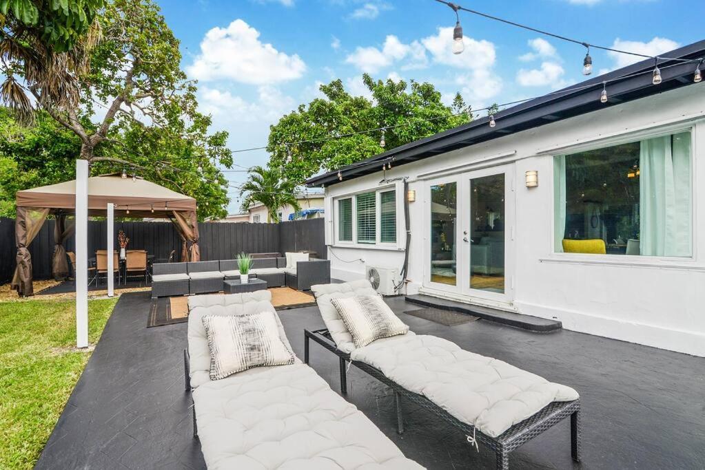 Сasa de vacaciones Zen House W/pool+backyard+nature *
